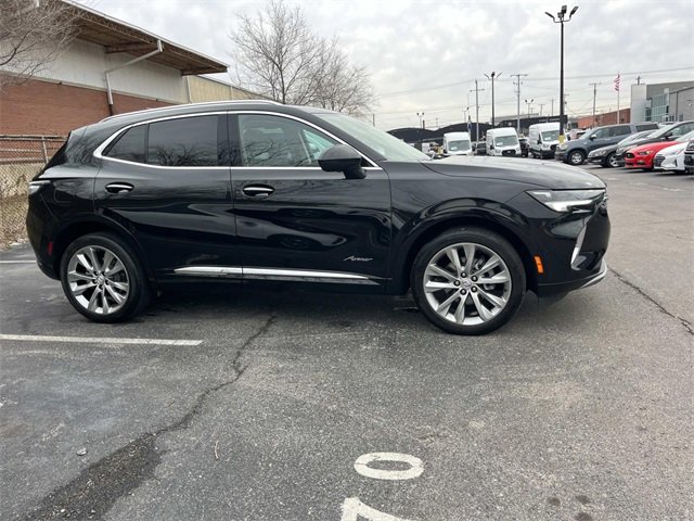 Used 2023 Buick Envision Avenir image 2