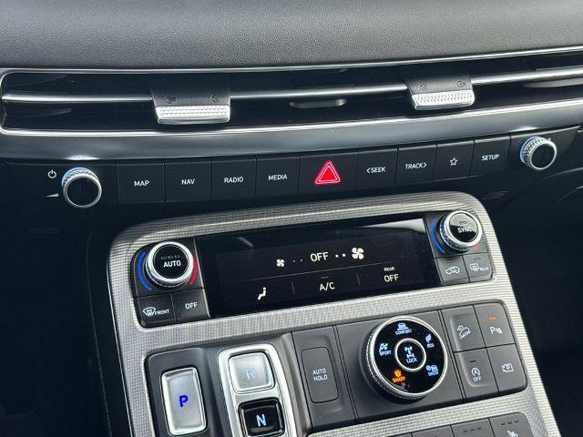 Used 2024 Hyundai Palisade Calligraphy image 21