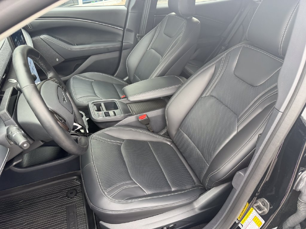 Certified 2025 Ford Mustang Mach-E Premium AWD/4WD image 16