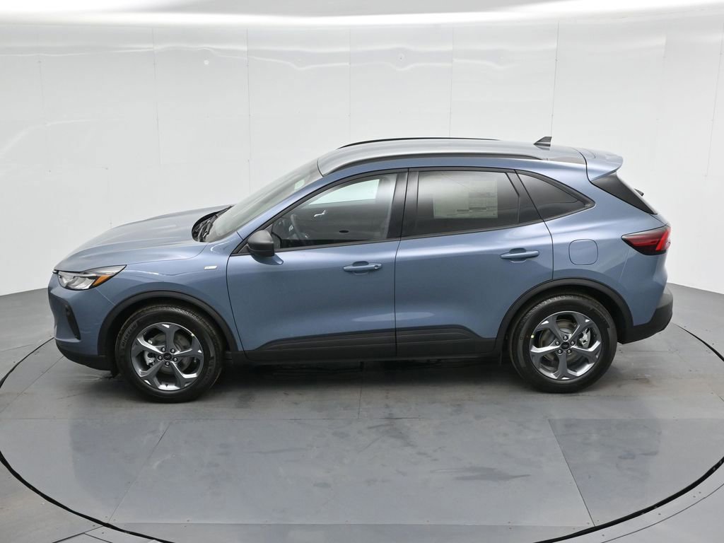 Certified 2025 Ford Escape ST-Line w/ Equipment Group 301A image 21