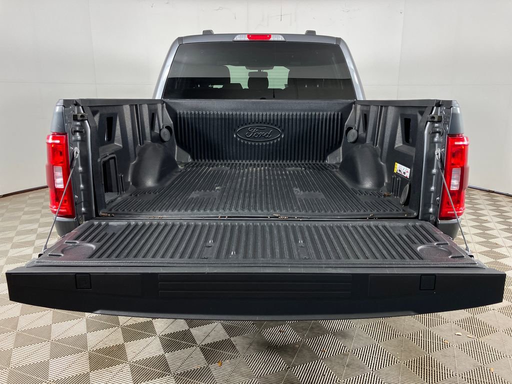 Certified 2022 Ford F150 XLT w/ Equipment Group 302A High image 25