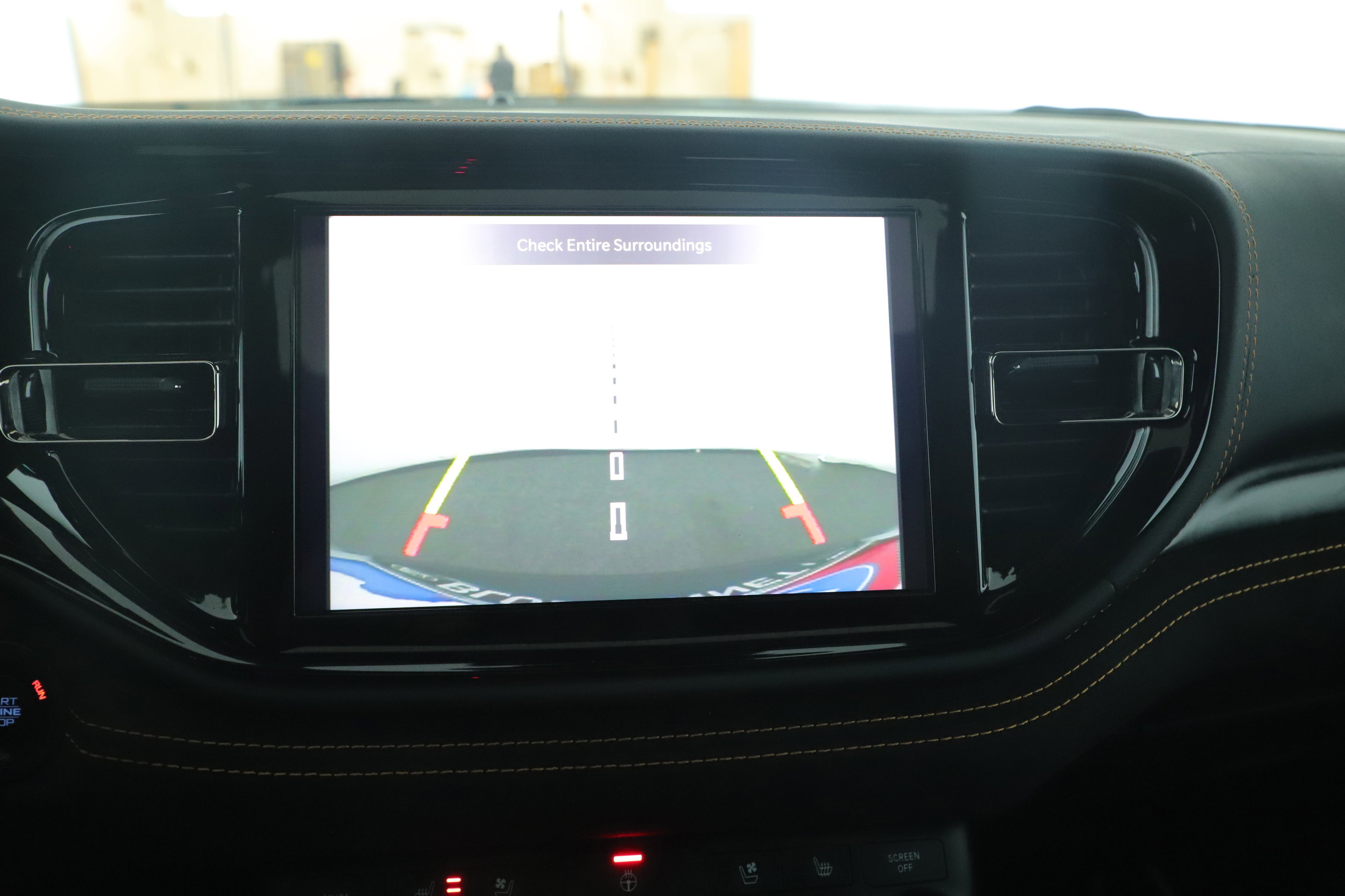 Used 2023 Dodge Durango R/T w/ Hemi Orange Plus Package image 28