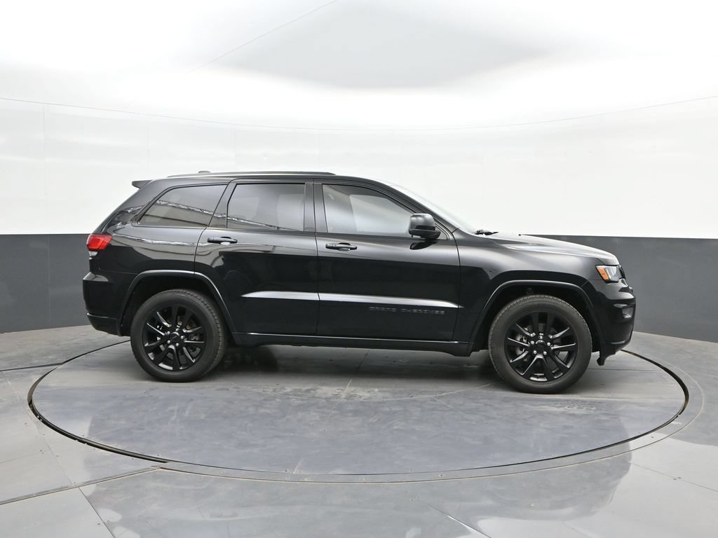 Used 2019 Jeep Grand Cherokee Altitude RWD image 25