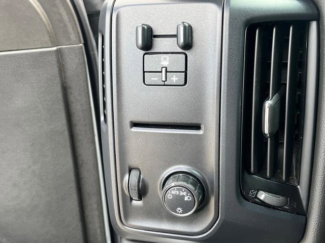 Used 2019 Chevrolet Silverado 2500 W/T w/ WT Convenience Package image 17