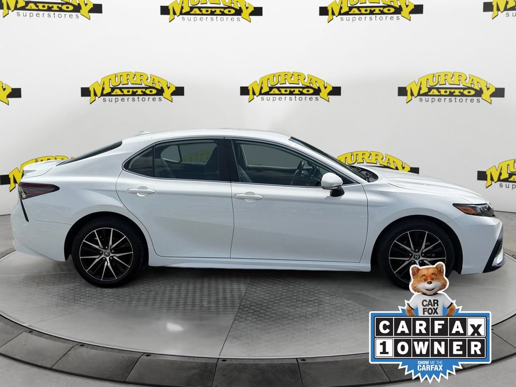 Used 2024 Toyota Camry SE FWD image 7