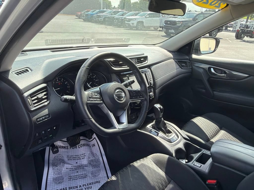 Used 2020 Nissan Rogue SV AWD/4WD image 10