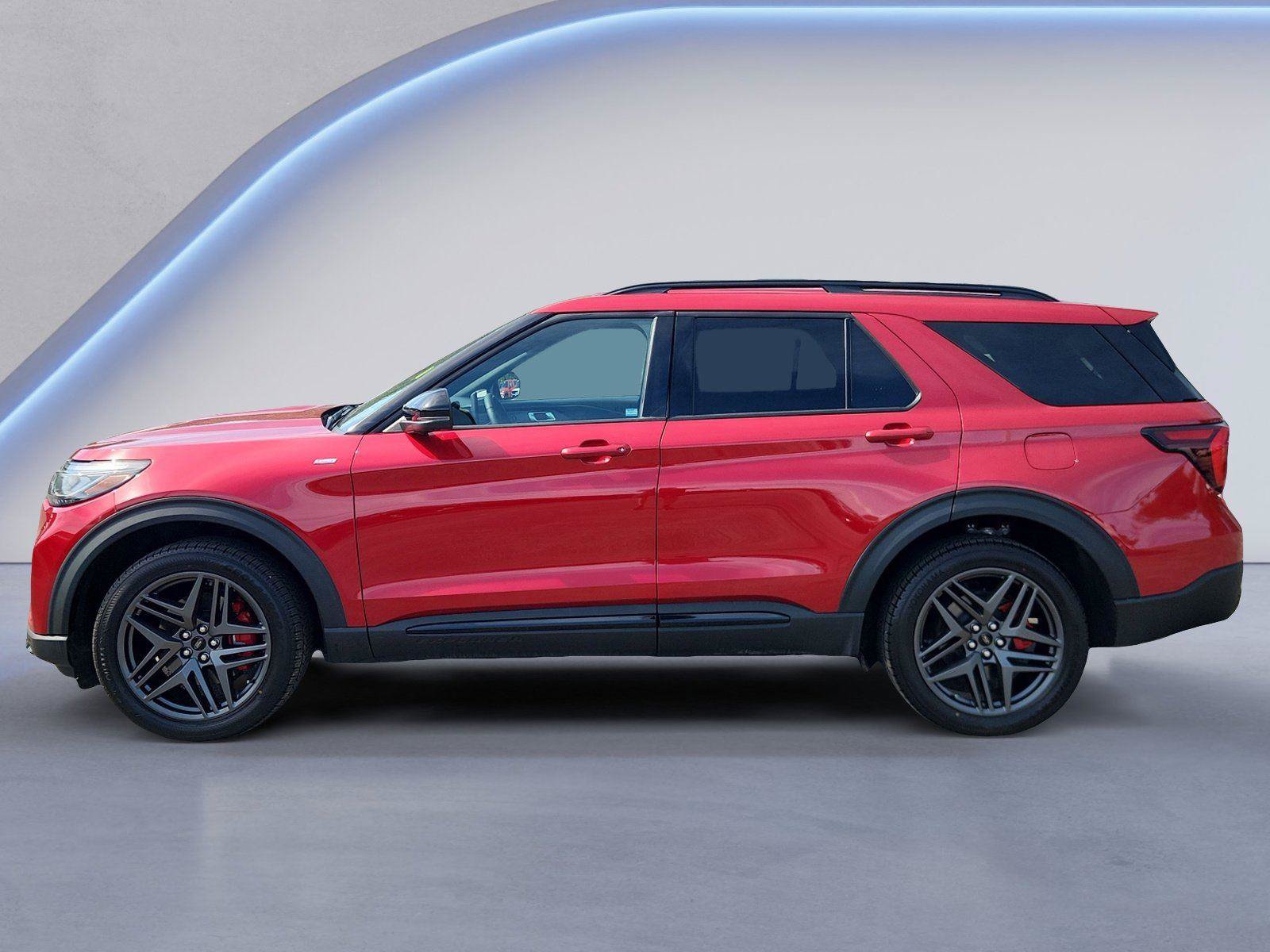 Certified 2025 Ford Explorer ST-Line w/ Premium Package AWD/4WD image 6