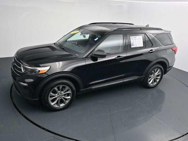 Certified 2023 Ford Explorer XLT w/ Equipment Group 202A AWD/4WD image 22