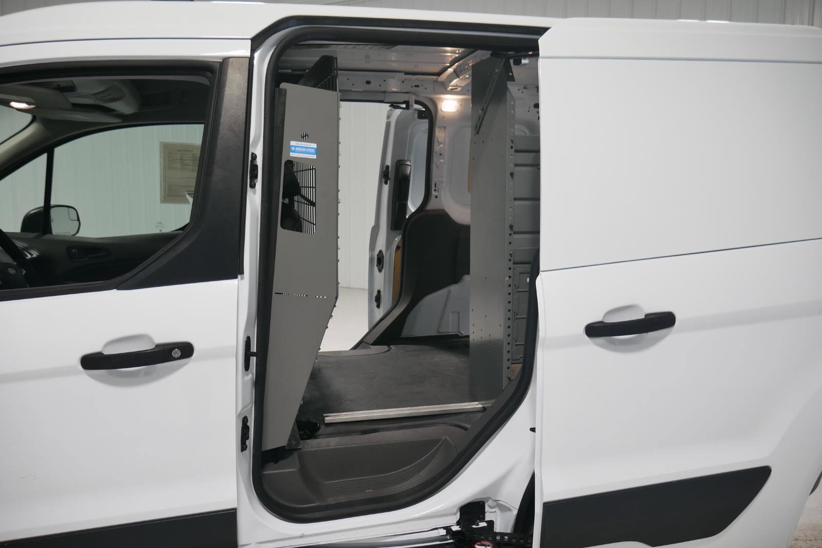 Certified 2019 Ford Transit Connect XL image 18