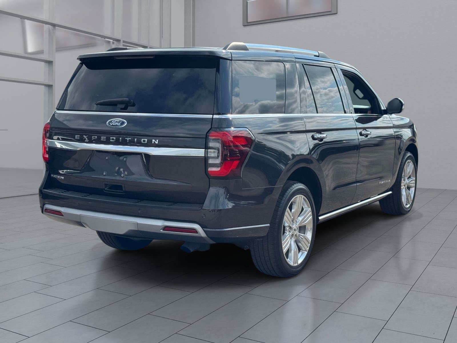 Certified 2024 Ford Expedition Platinum AWD/4WD image 6
