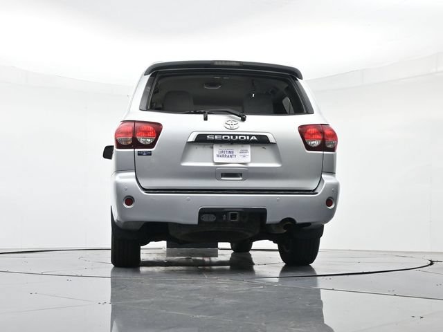 Used 2022 Toyota Sequoia SR5 AWD/4WD image 43