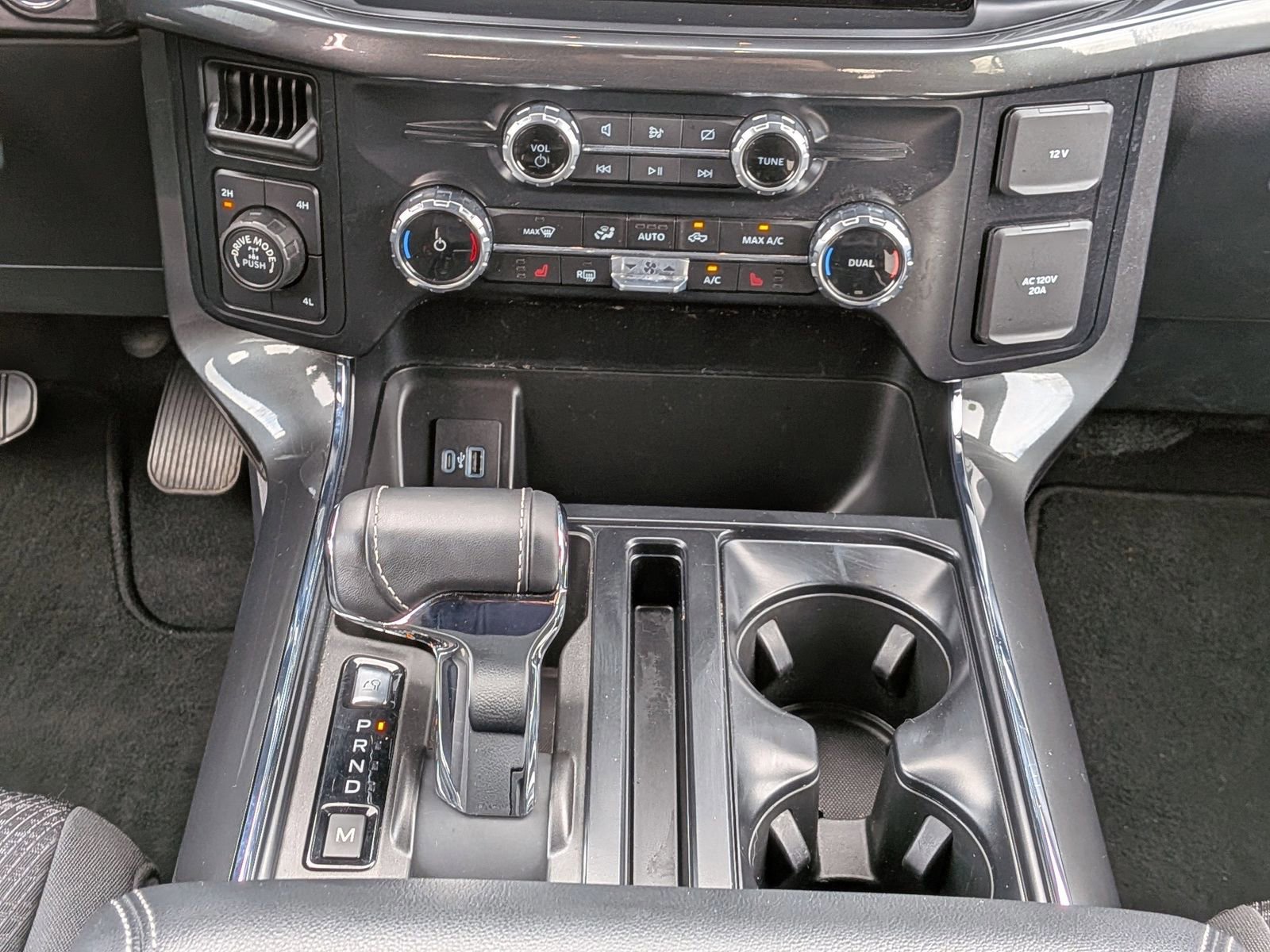 Certified 2023 Ford F150 XLT w/ Equipment Group 302A High image 20