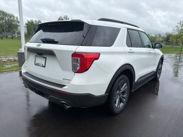 Certified 2023 Ford Explorer XLT w/ Equipment Group 202A image 5