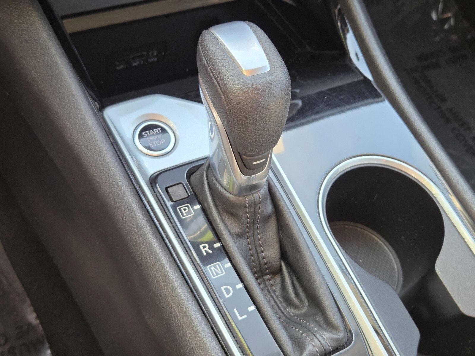 Used 2024 Nissan Altima 2.5 SV image 23