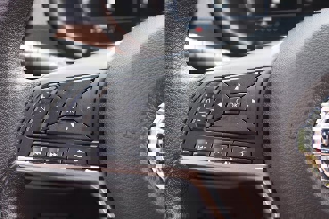 Used 2021 Nissan Kicks SV image 21