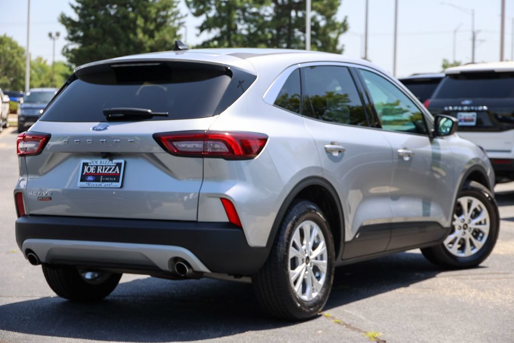 Certified 2023 Ford Escape Active FWD image 3