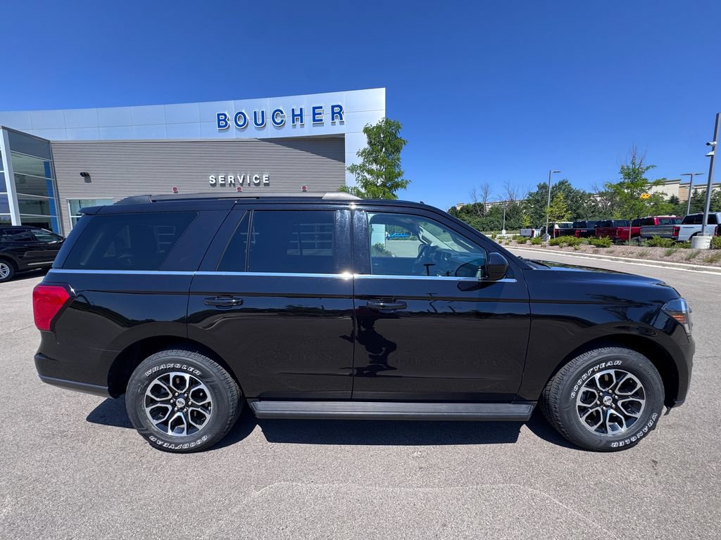 Certified 2024 Ford Expedition XLT AWD/4WD image 7