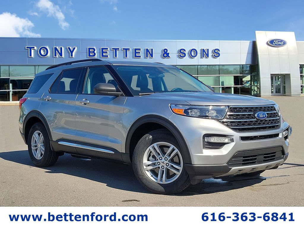 Certified 2024 Ford Explorer XLT w/ Equipment Group 202A