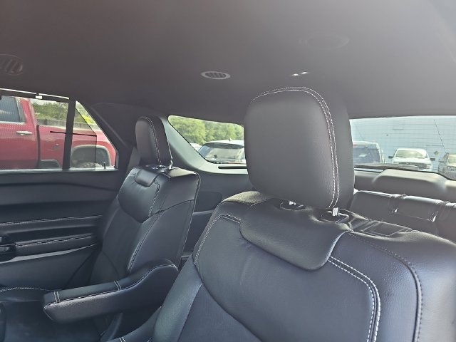 Certified 2023 Ford Explorer ST w/ ST Street Pack AWD/4WD image 17