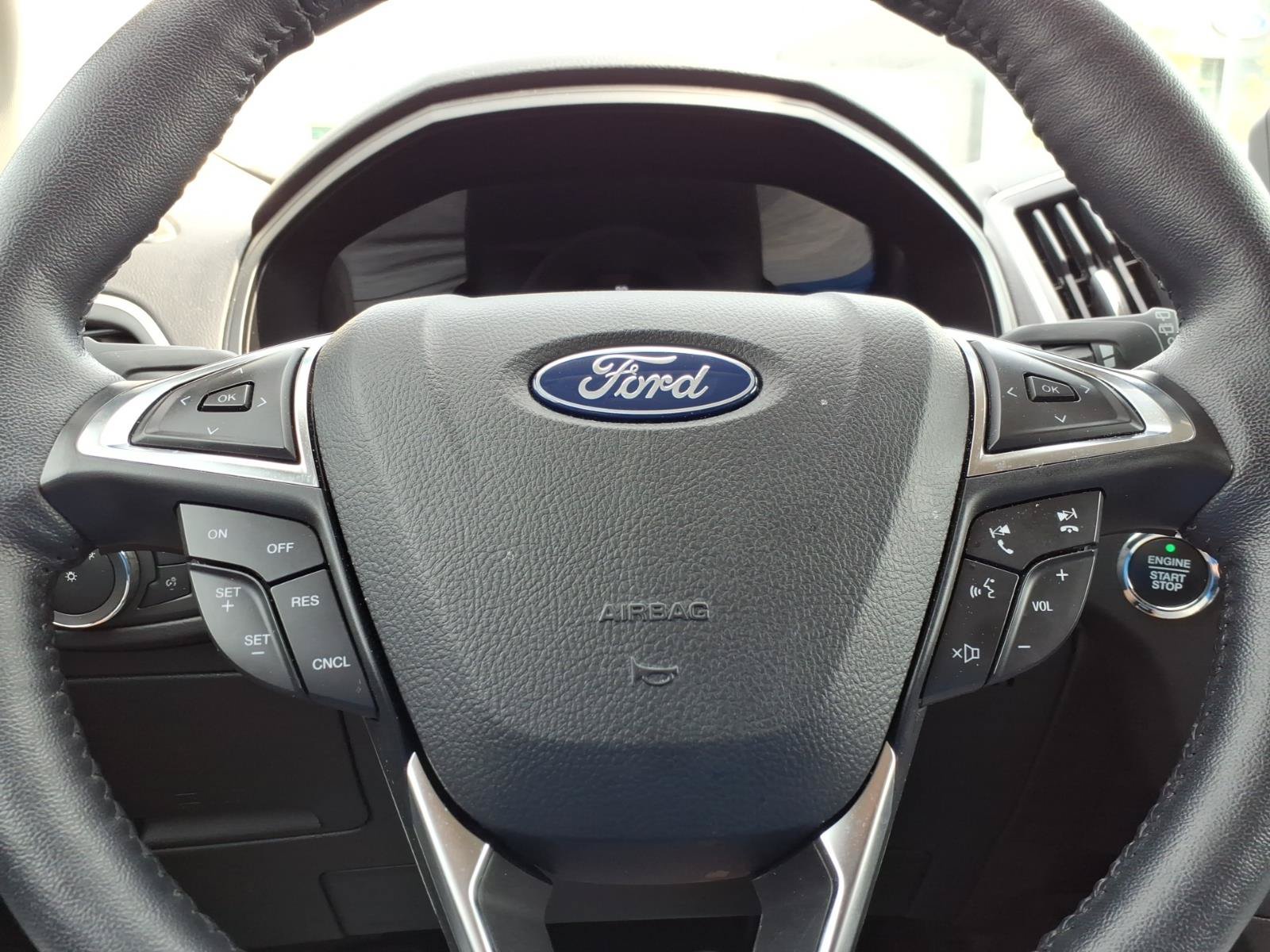 Certified 2023 Ford Edge SEL w/ Convenience Package AWD/4WD image 16