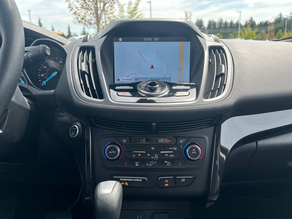 Certified 2017 Ford Escape Titanium AWD/4WD image 30