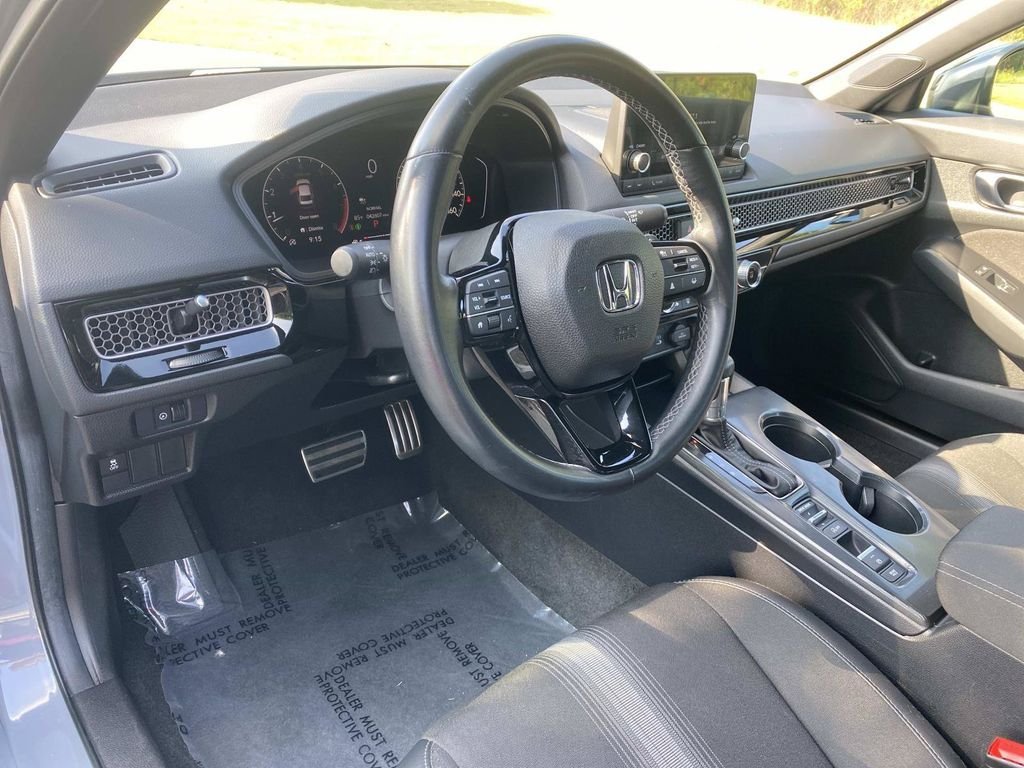 Used 2025 Honda Civic Sport image 21