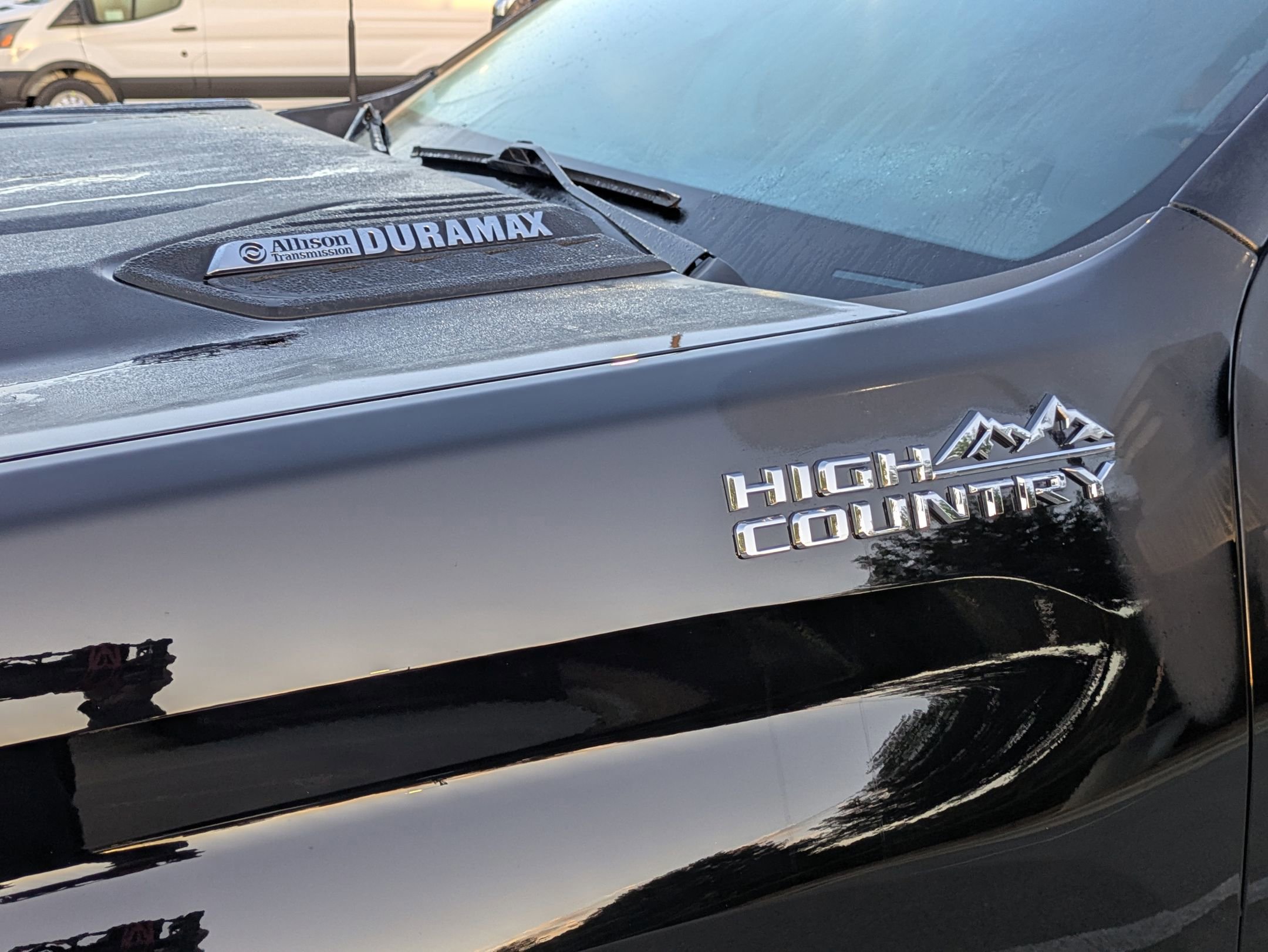 Used 2025 Chevrolet Silverado 2500 High Country w/ Technology Package image 12