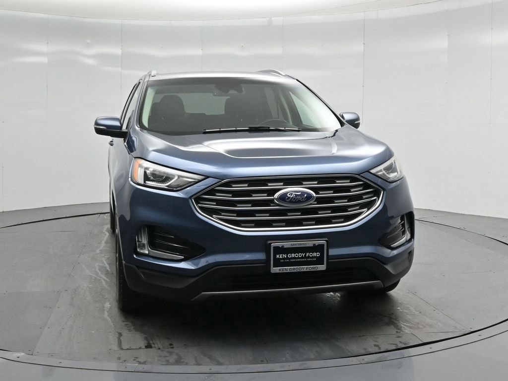 Certified 2019 Ford Edge SEL w/ Equipment Group 201A image 6