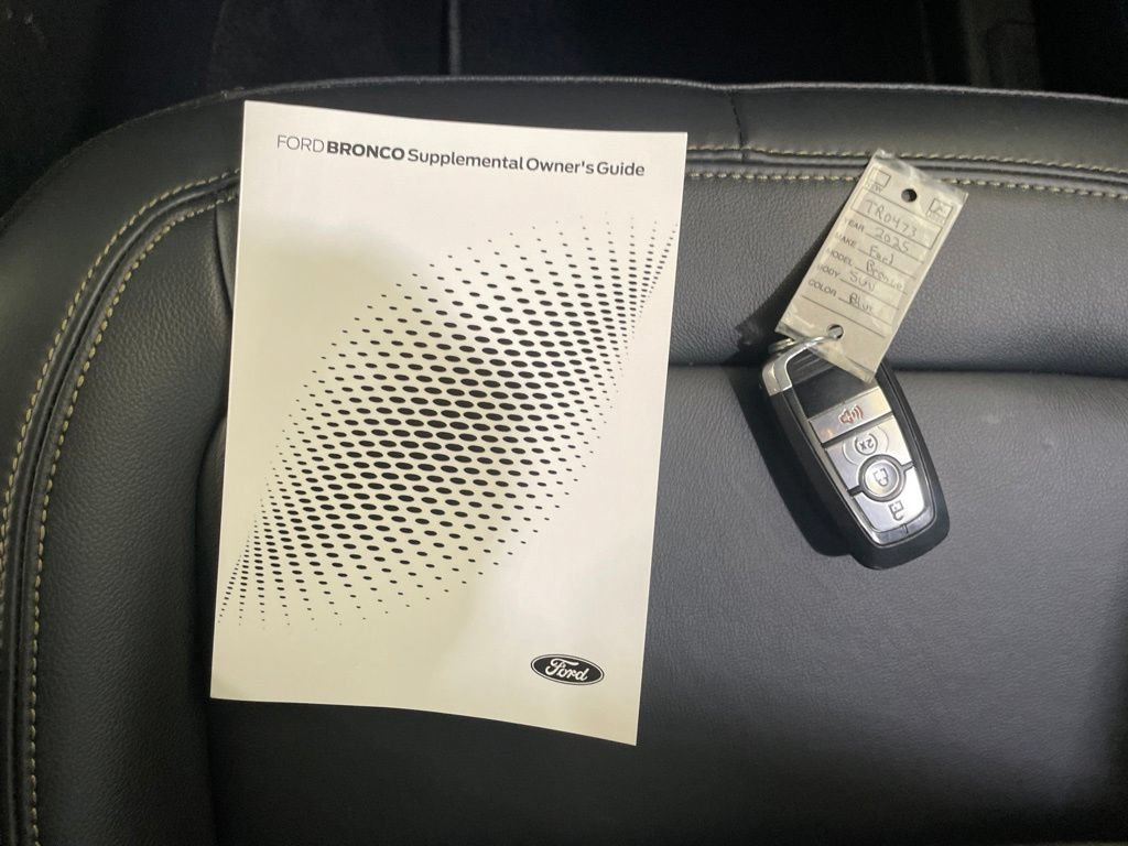 Certified 2025 Ford Bronco Badlands AWD/4WD image 27