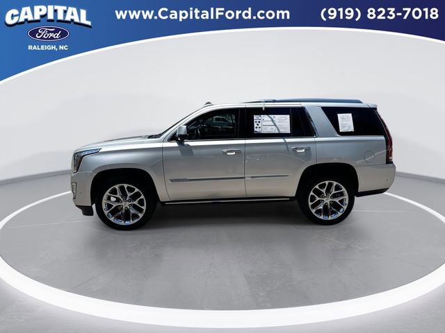 Used 2020 Cadillac Escalade Premium Luxury AWD/4WD image 5