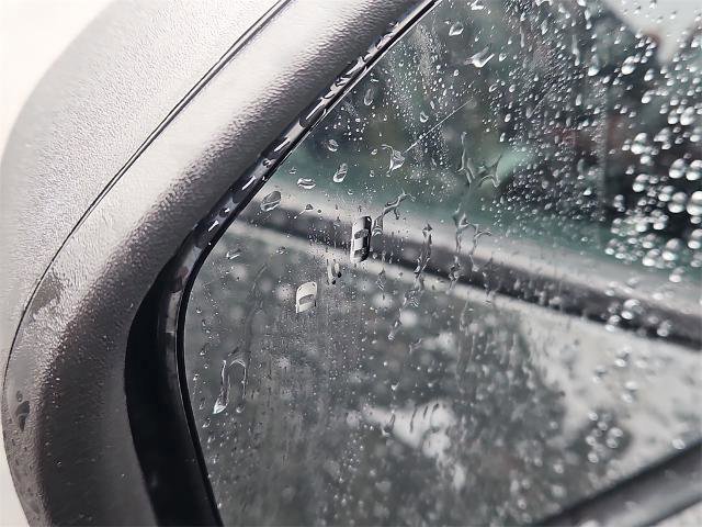 Certified 2022 Ford Explorer XLT w/ Equipment Group 202A image 21