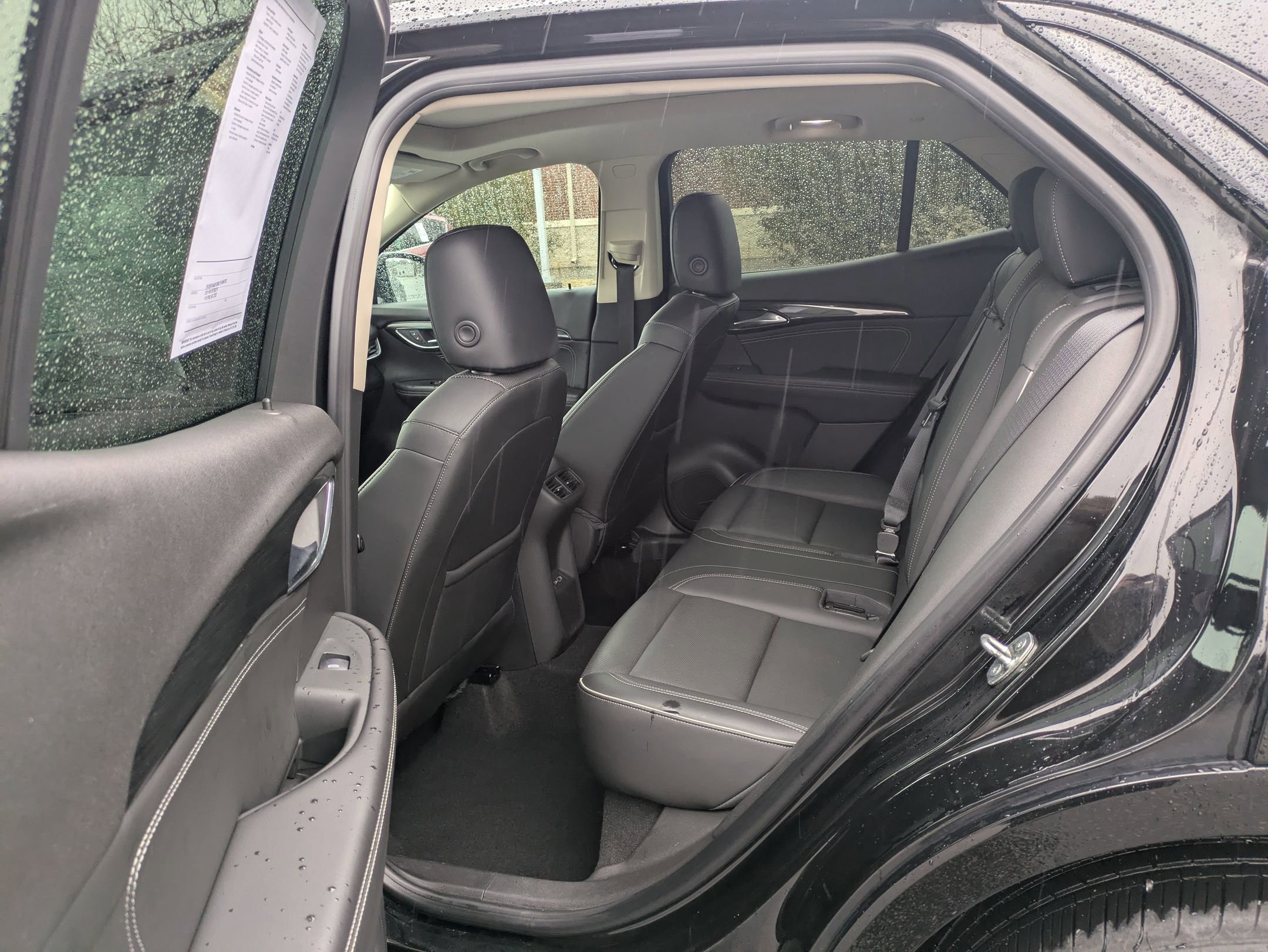 Used 2021 Buick Envision Essence w/ Technology Package I image 29