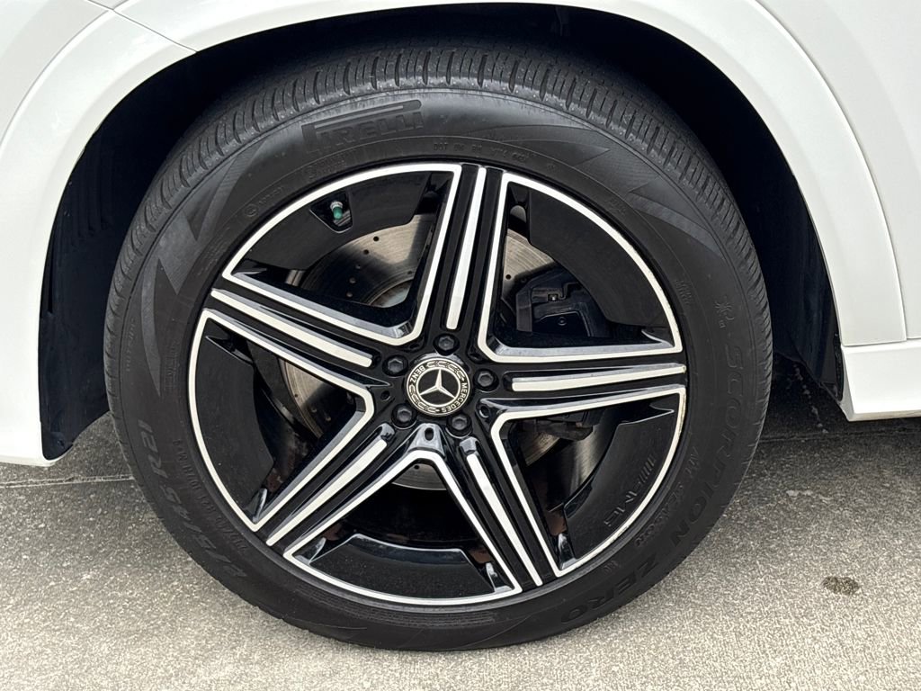 Used 2024 Mercedes-Benz GLE 350 4MATIC image 11
