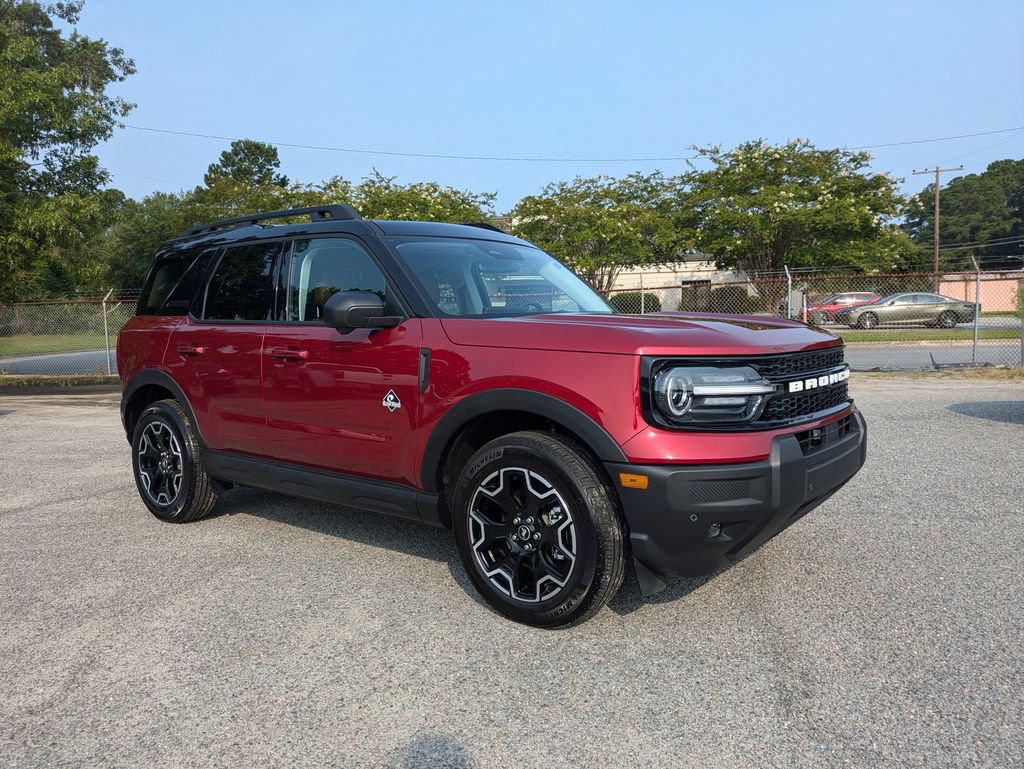 Certified 2025 Ford Bronco Sport Outer Banks w/ Outer Banks Tech Package+ AWD/4WD image 1