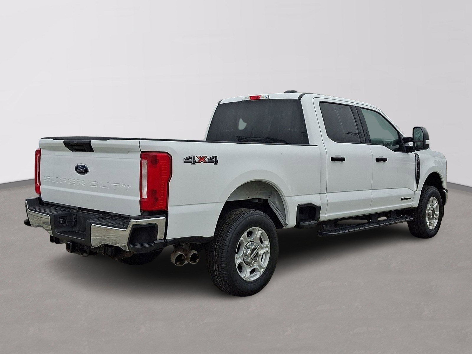 Certified 2025 Ford F250 XLT image 6