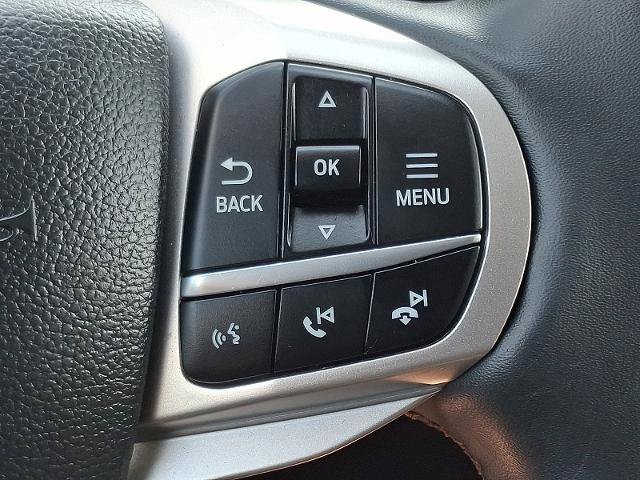 Certified 2025 Ford Explorer Active AWD/4WD image 22