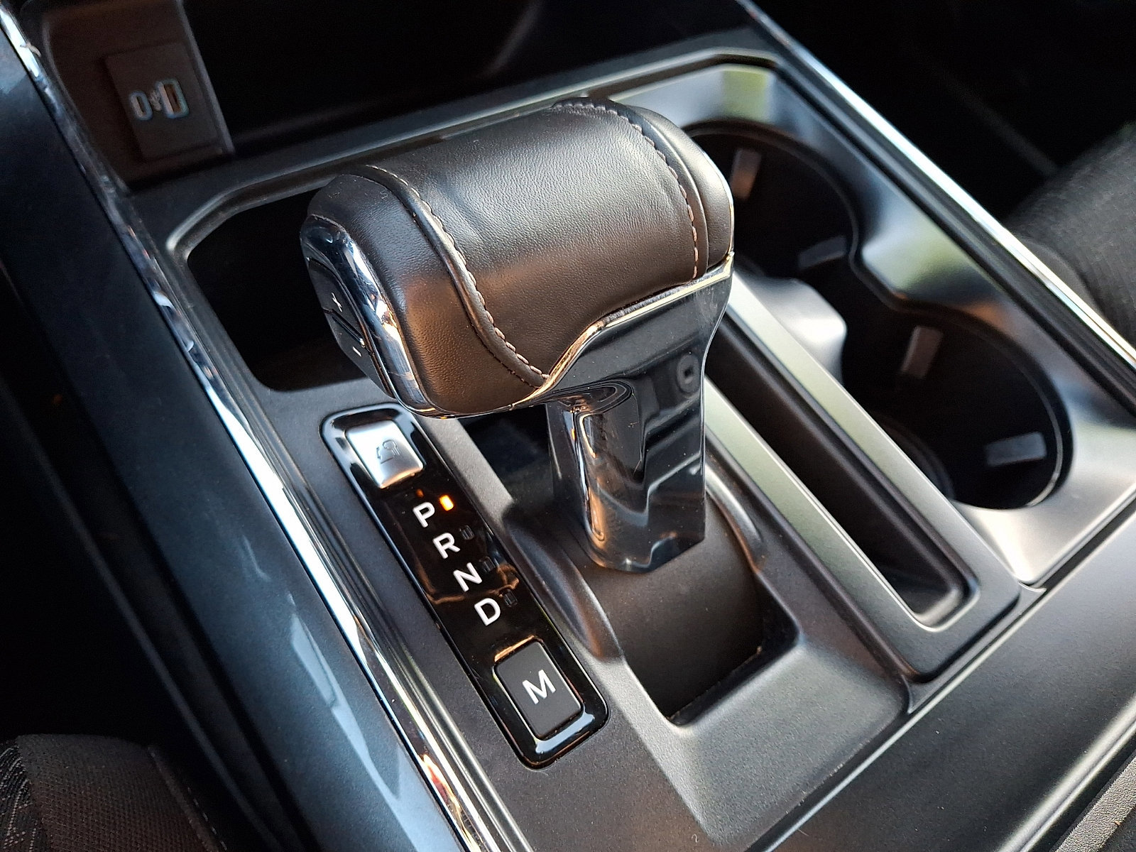 Certified 2022 Ford F150 XLT w/ Equipment Group 302A High image 14