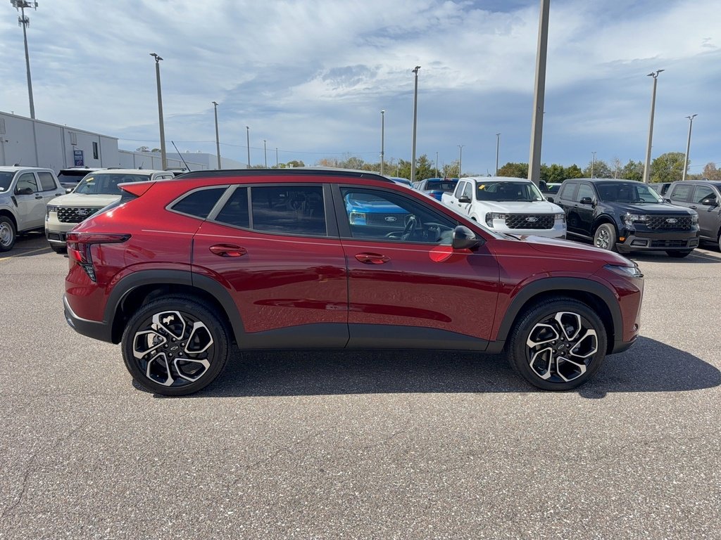 Used 2024 Chevrolet Trax RS w/ Driver Confidence Package image 5