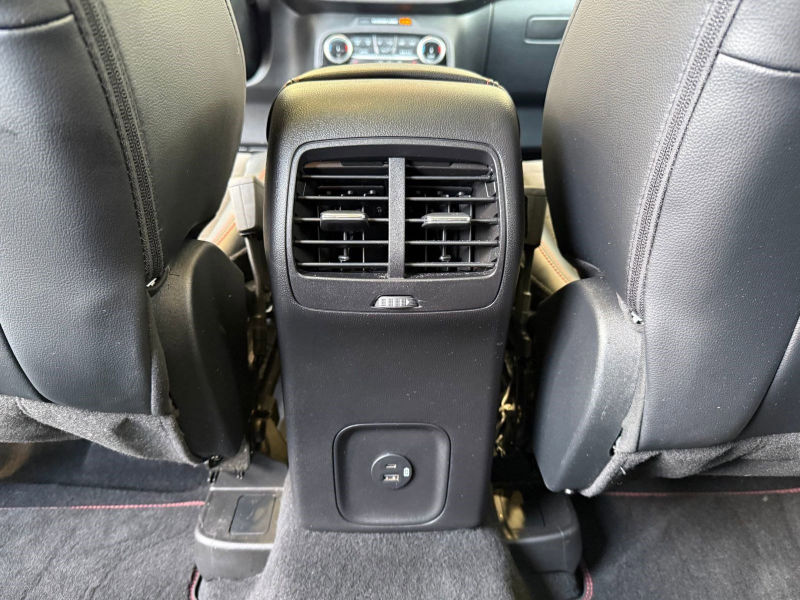 Certified 2022 Ford Escape SEL w/ SEL Stealth AWD Package image 25
