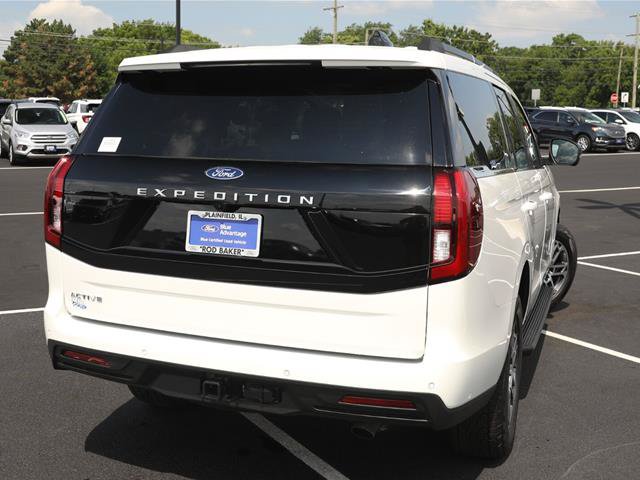Certified 2025 Ford Expedition Active AWD/4WD image 8