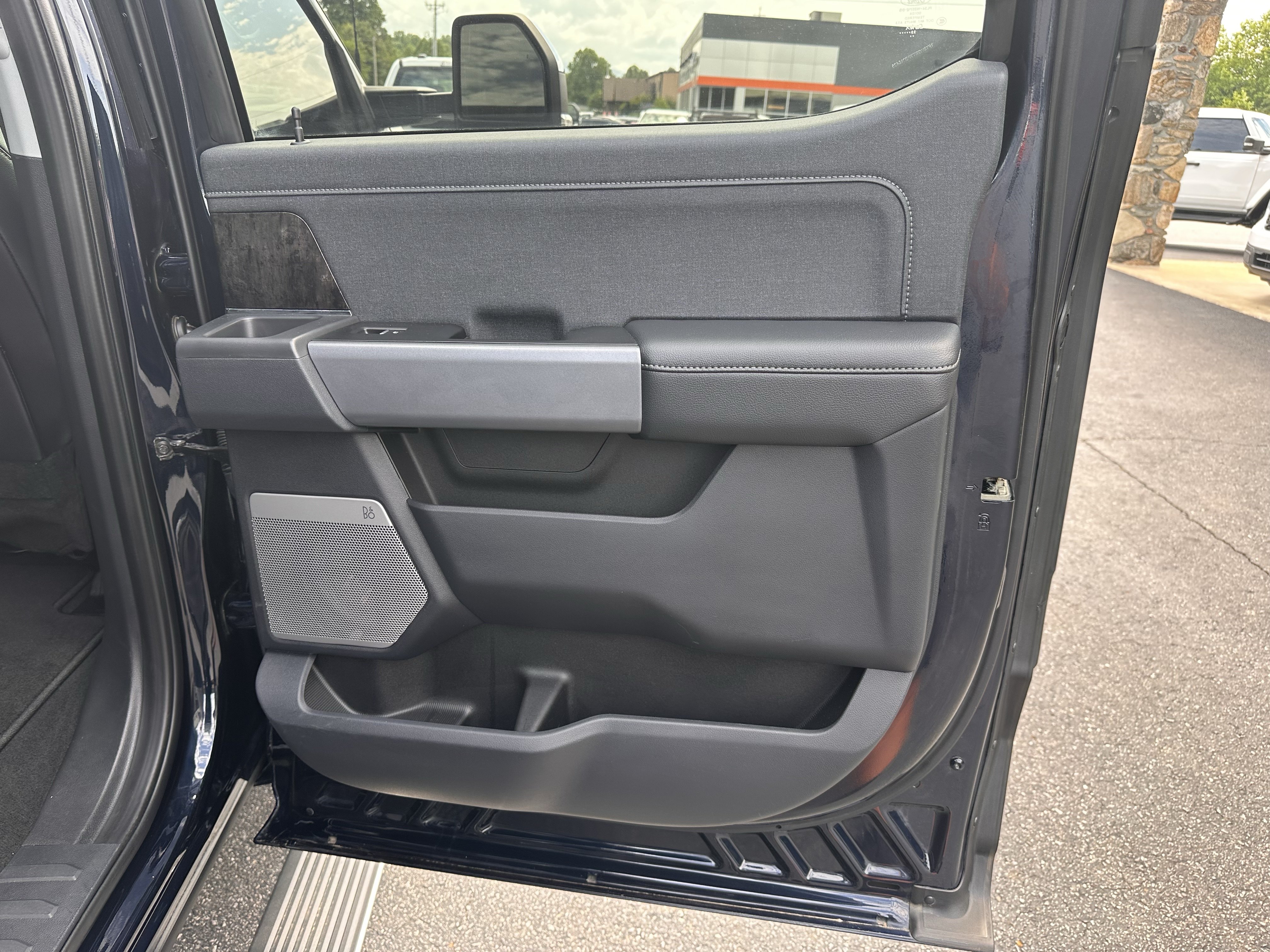Certified 2024 Ford F250 Lariat w/ Lariat Ultimate Package AWD/4WD image 18