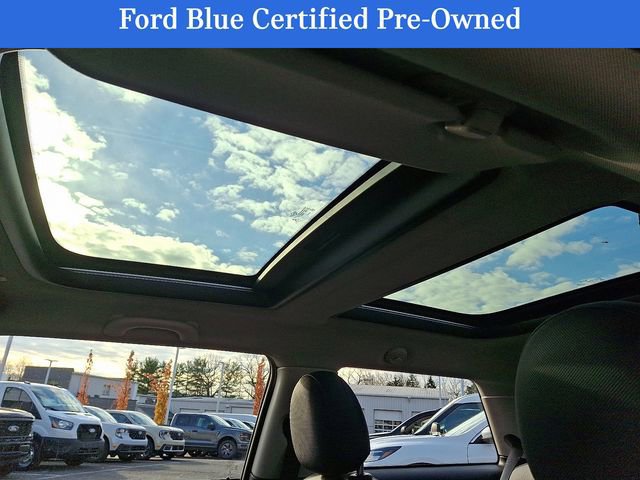 Used 2021 MINI Cooper 2-Door Hardtop w/ Premium Package image 16