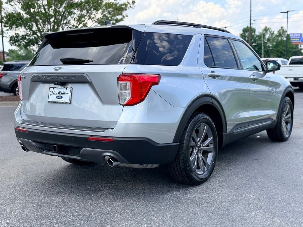 Certified 2023 Ford Explorer XLT w/ Equipment Group 202A RWD image 7