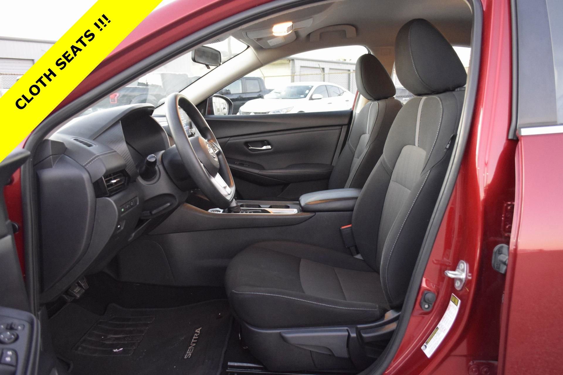 Used 2024 Nissan Sentra SV image 3