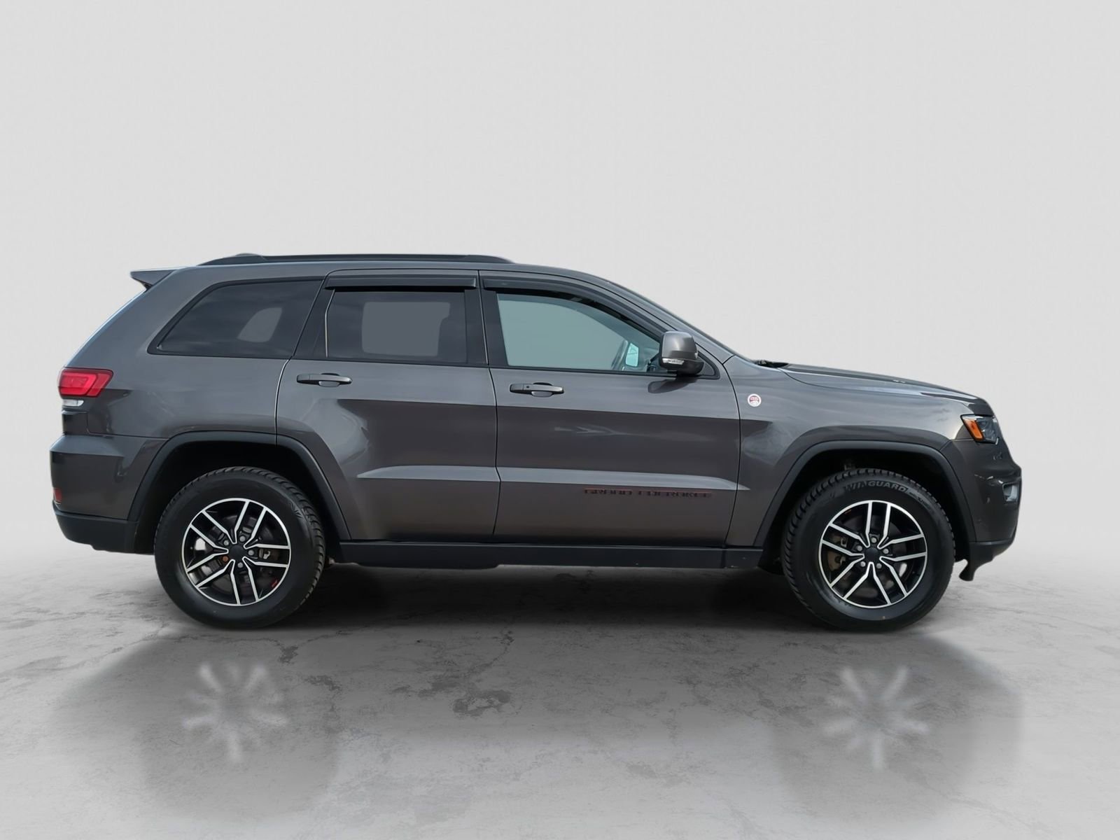 Used 2021 Jeep Grand Cherokee Trailhawk w/ Trailhawk Luxury Group image 9