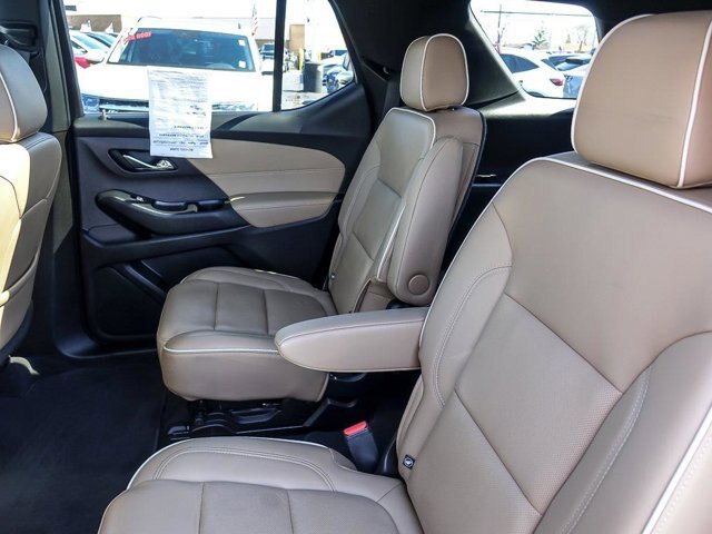 Used 2022 Chevrolet Traverse Premier AWD/4WD image 17