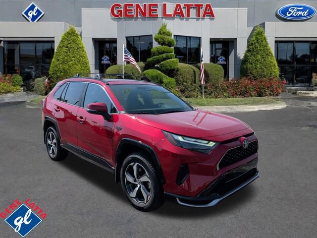 Used 2022 Toyota RAV4 SE w/ Weather & Moonroof Package AWD/4WD image 7