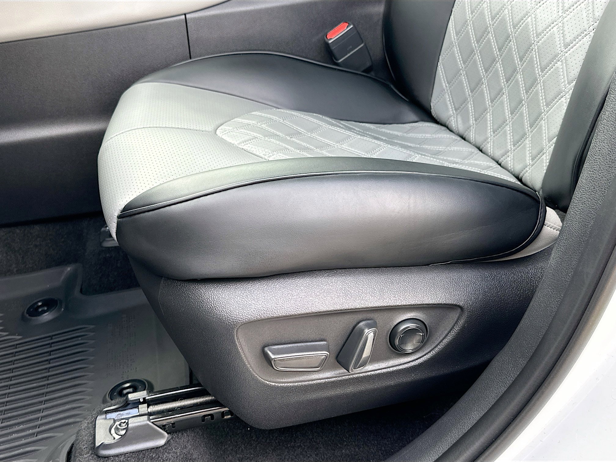 Used 2026 Toyota Grand Highlander FWD image 20