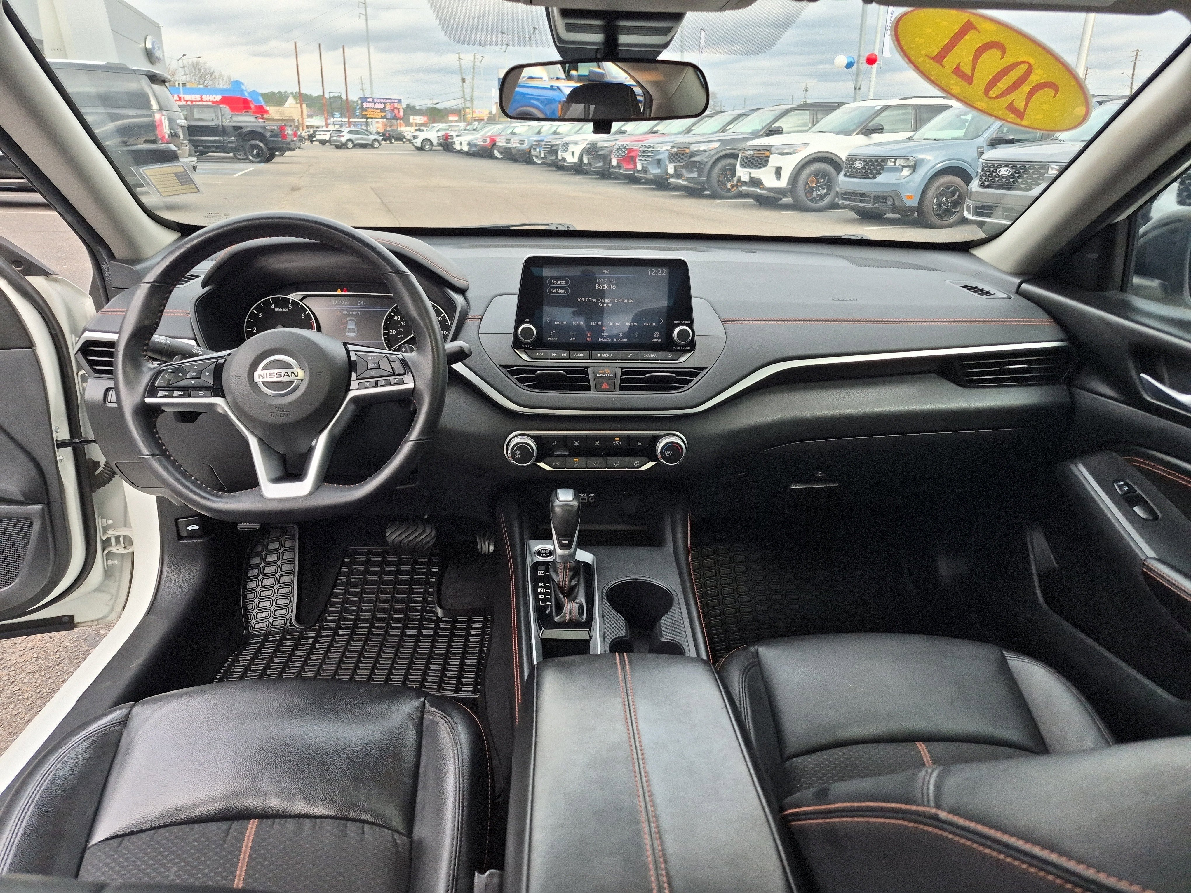 Used 2021 Nissan Altima 2.5 SR w/ SR Premium Package image 19