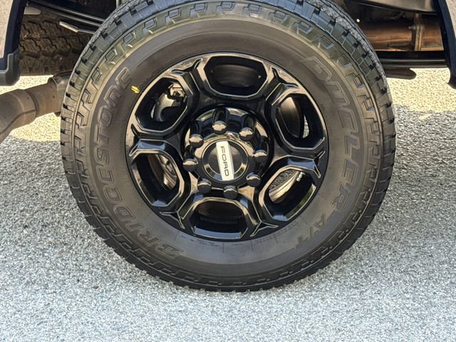 Certified 2025 Ford F250 XL w/ STX Appearance Package AWD/4WD image 10